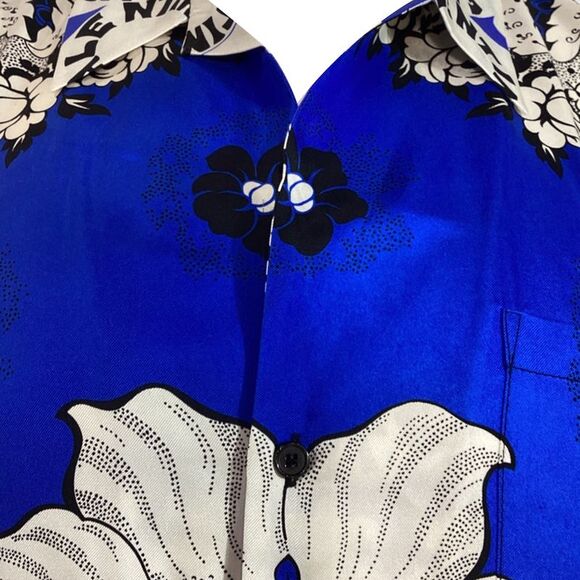 Valentino Garavani Printed Short Sleeve Shirt in Multicolor Silk